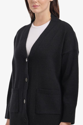 كارديجان لاونج بياقة V