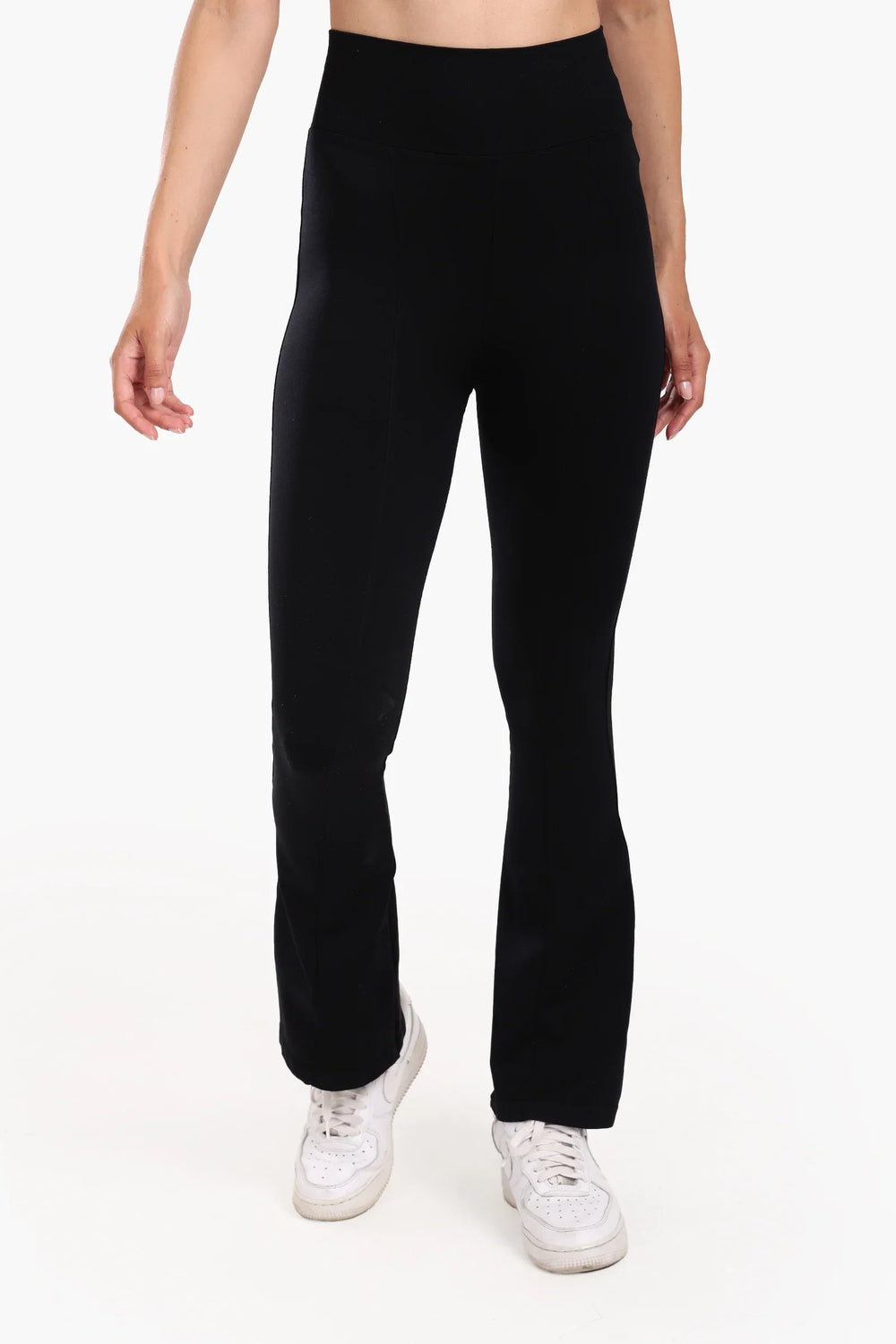 بنطلون أسود خصر عالي    