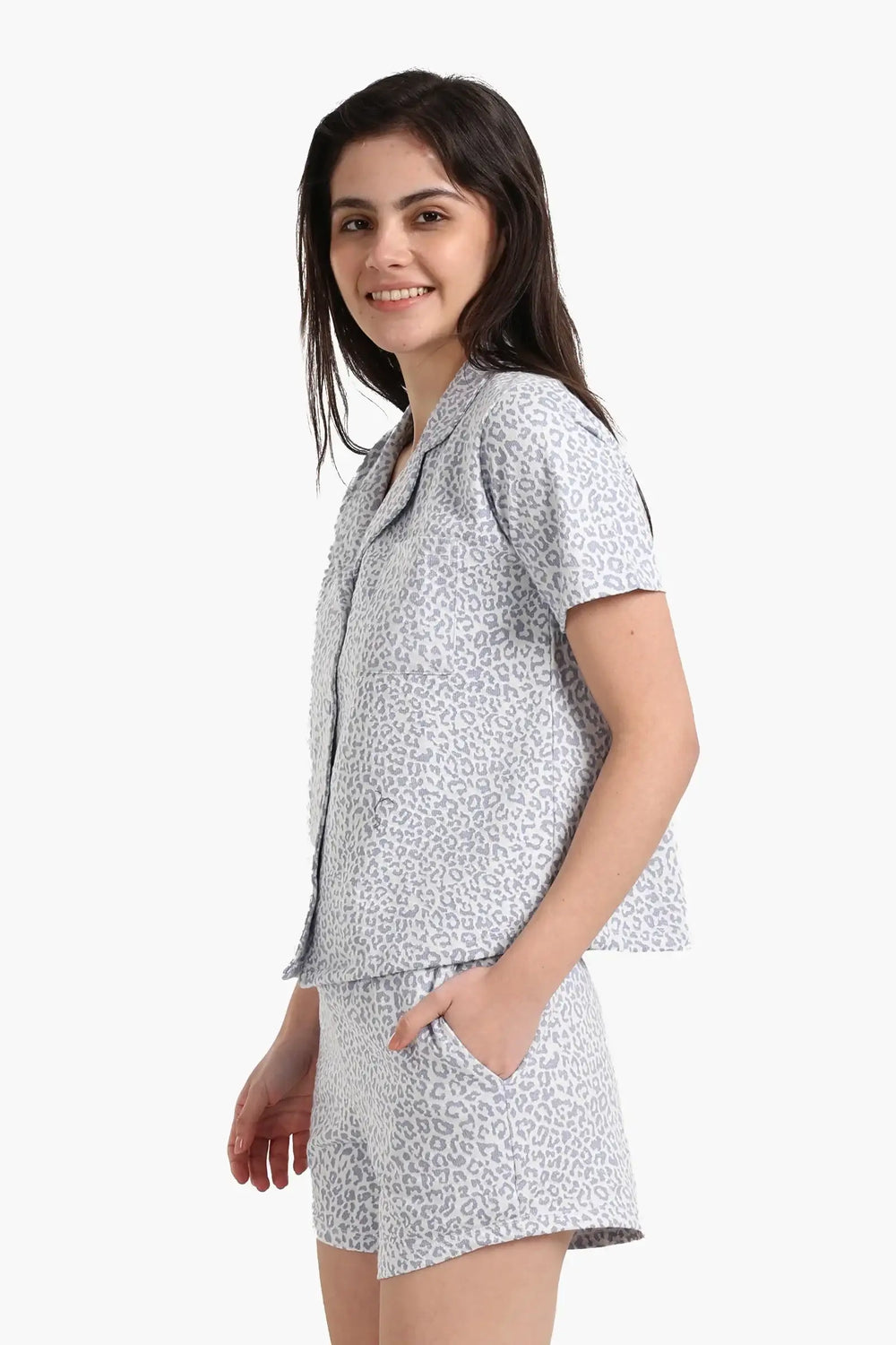 Chic Leopard Print Pyjama Set