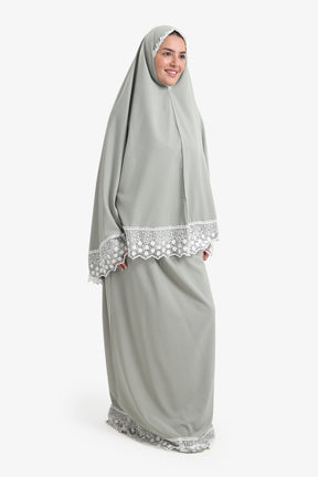 Prayer Set with Lace Trim