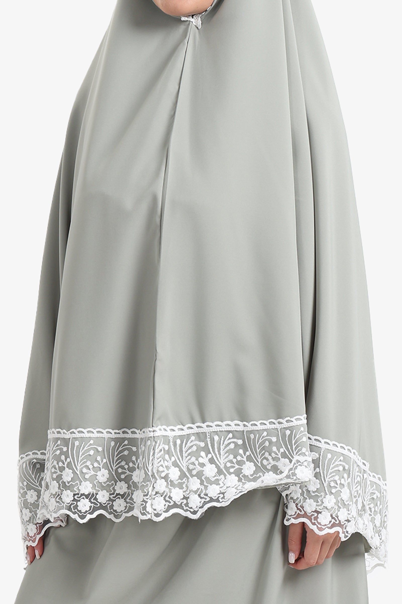 Prayer Set with Lace Trim