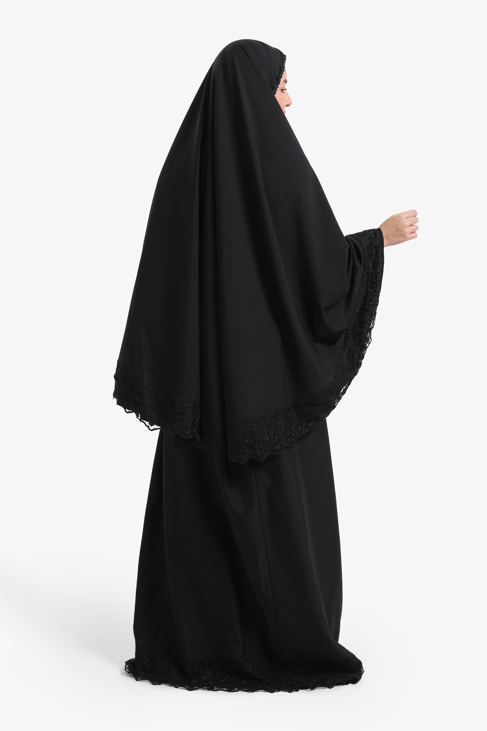 Prayer Set with Lace Trim