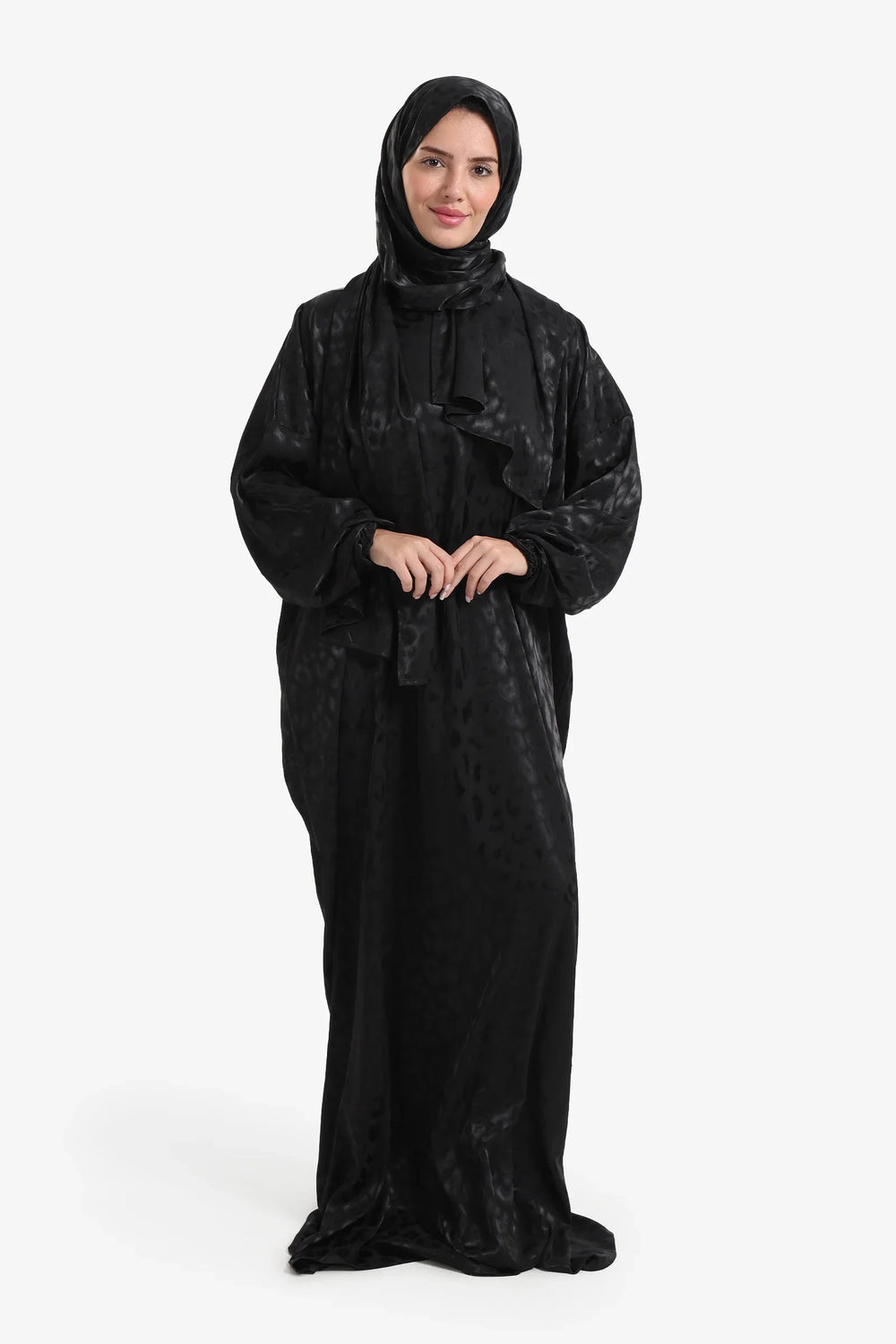 إسدال ساتان بمقاس واحد