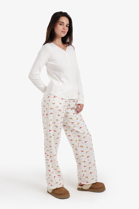 طقم بيجاما برقبة V