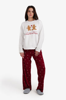 طقم بيجامة بطبعة جينجربريد
