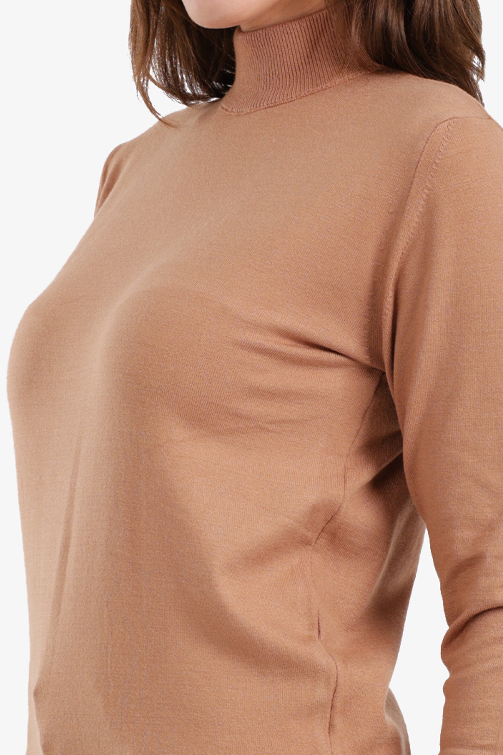 Slim Fit High Neck Pullover