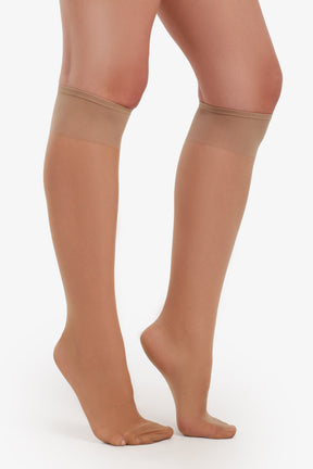 شرابات فوال بطول الركبة