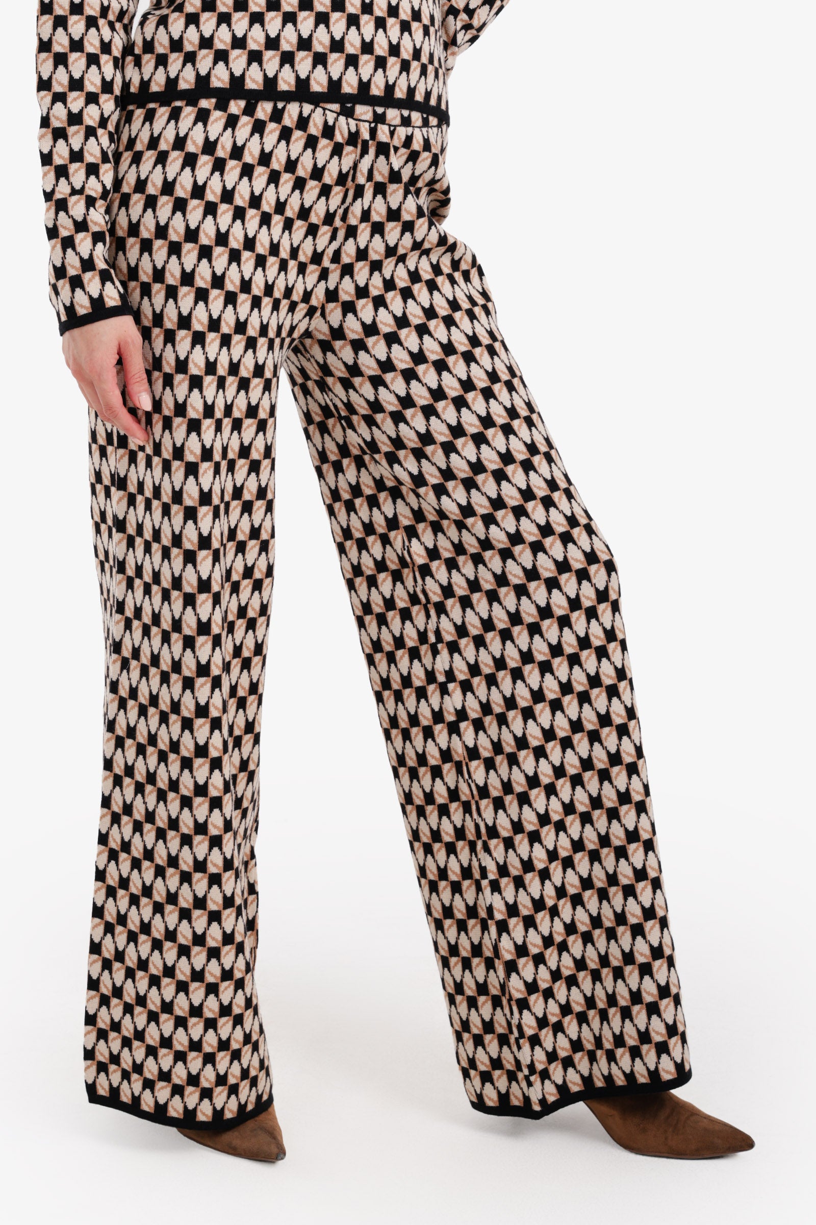 Self Pattern Lounge Pants
