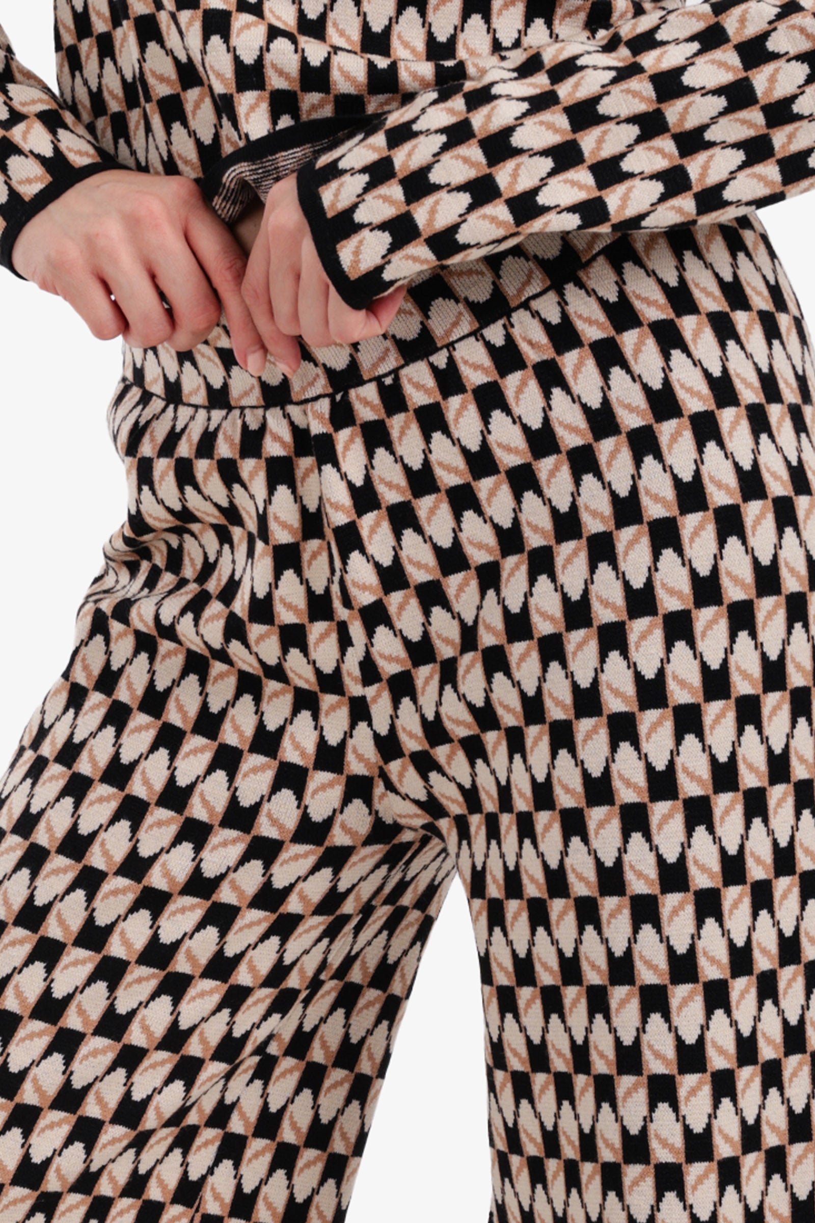 Self Pattern Lounge Pants