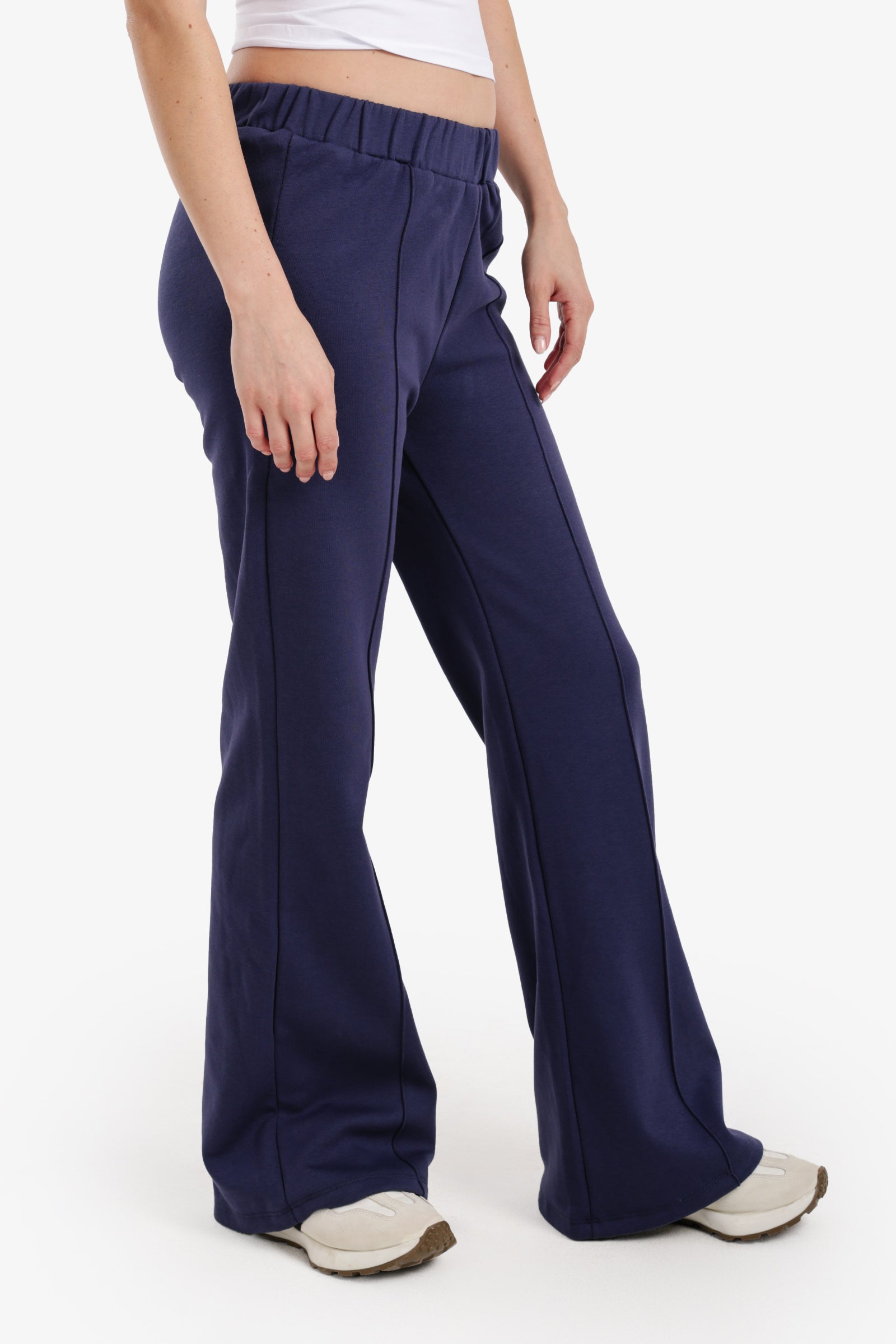 بنطلون لاونج بقصة فلير