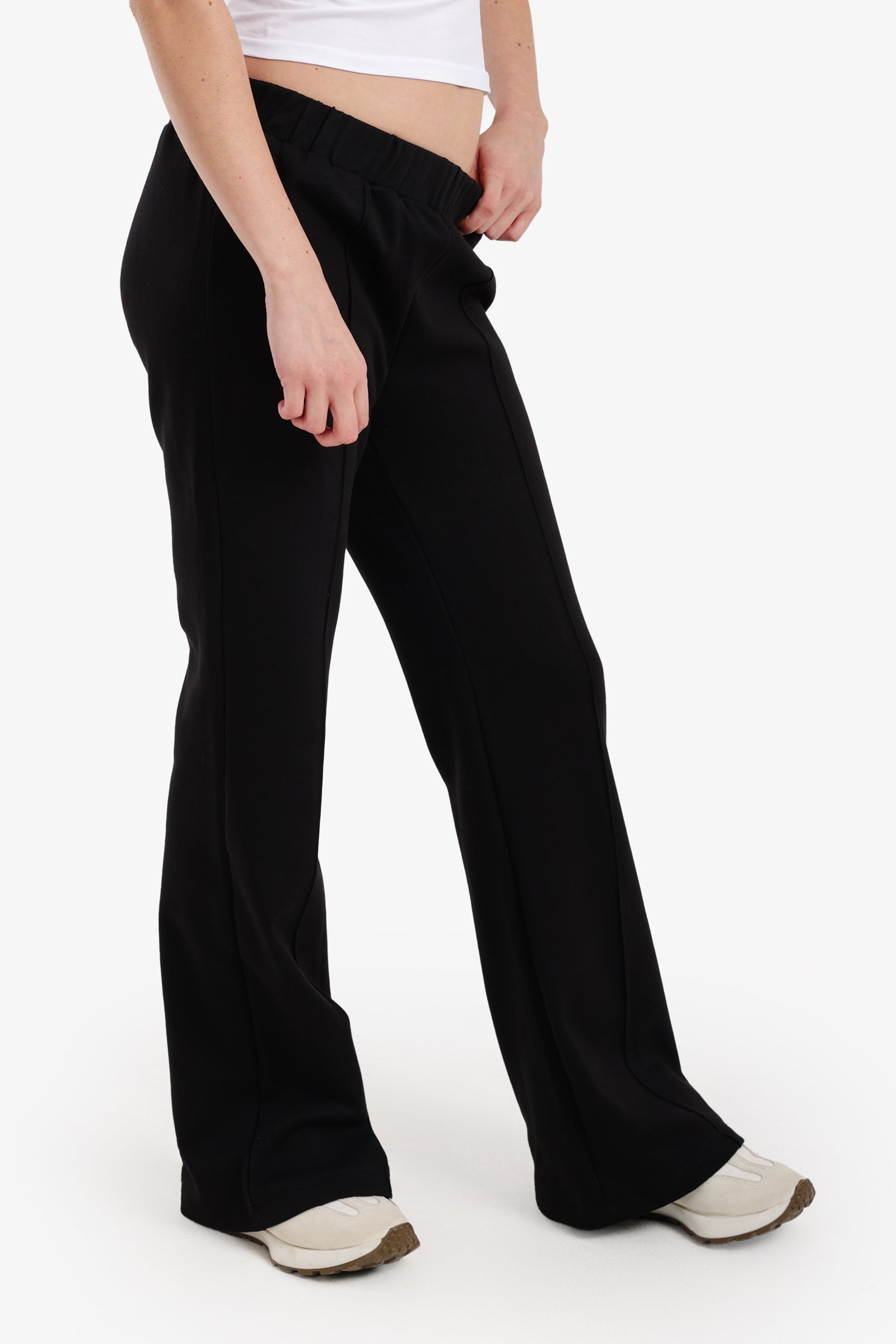 بنطلون لاونج بقصة فلير