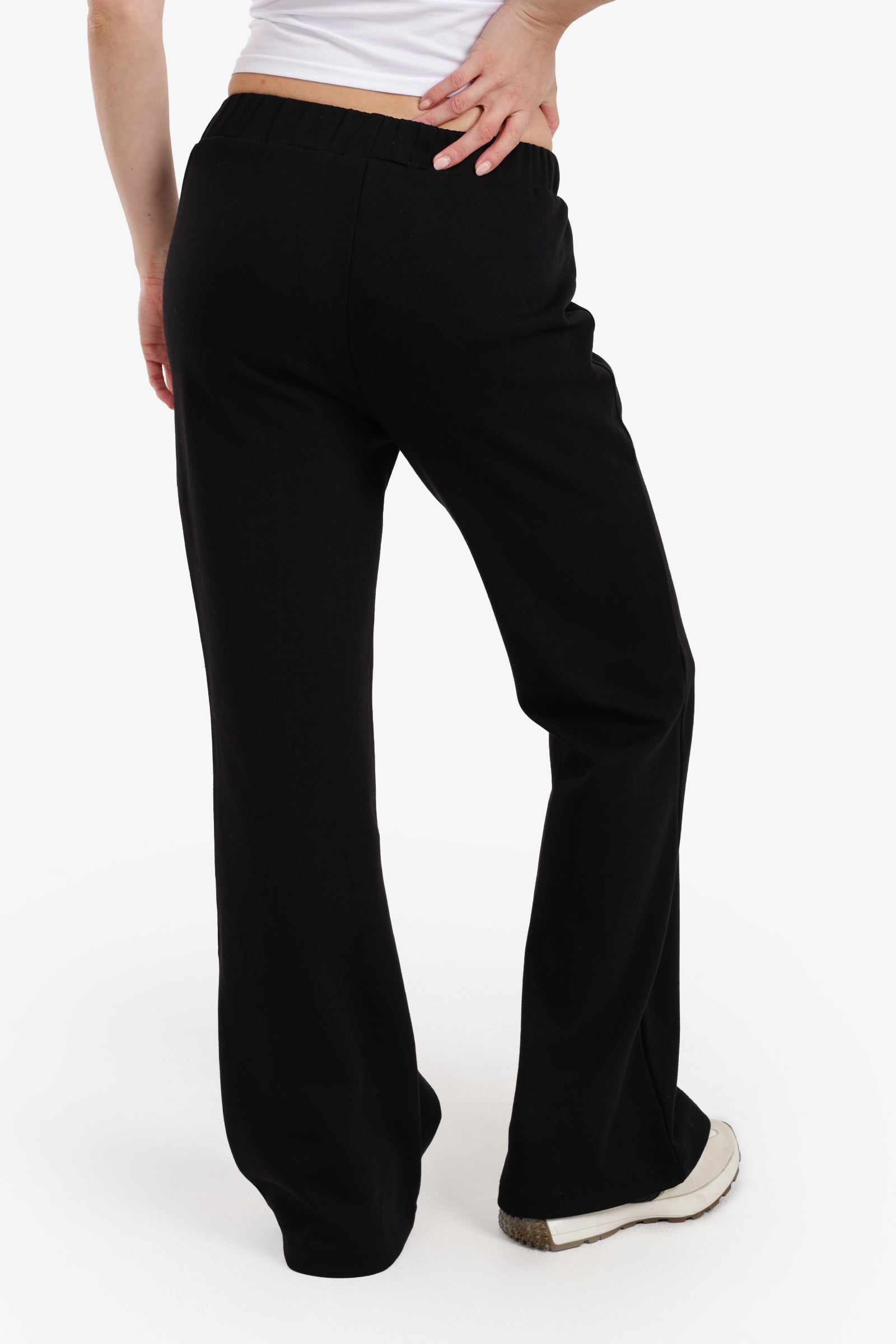 بنطلون لاونج بقصة فلير