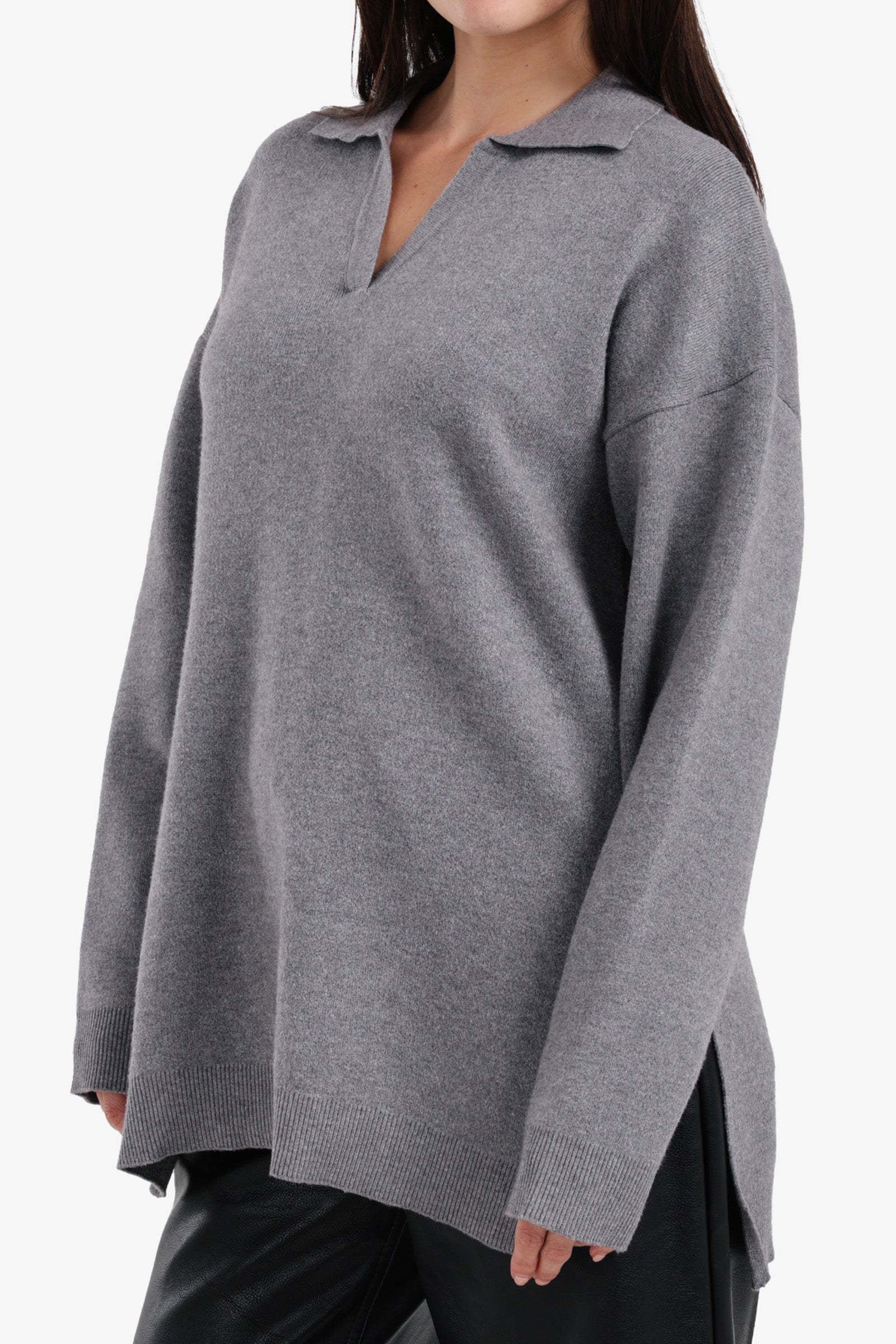 Relaxed Fit Side-Slit Pullover