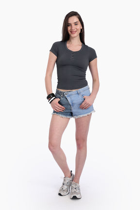 Seamless Snap Front Top