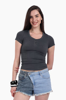 Seamless Snap Front Top