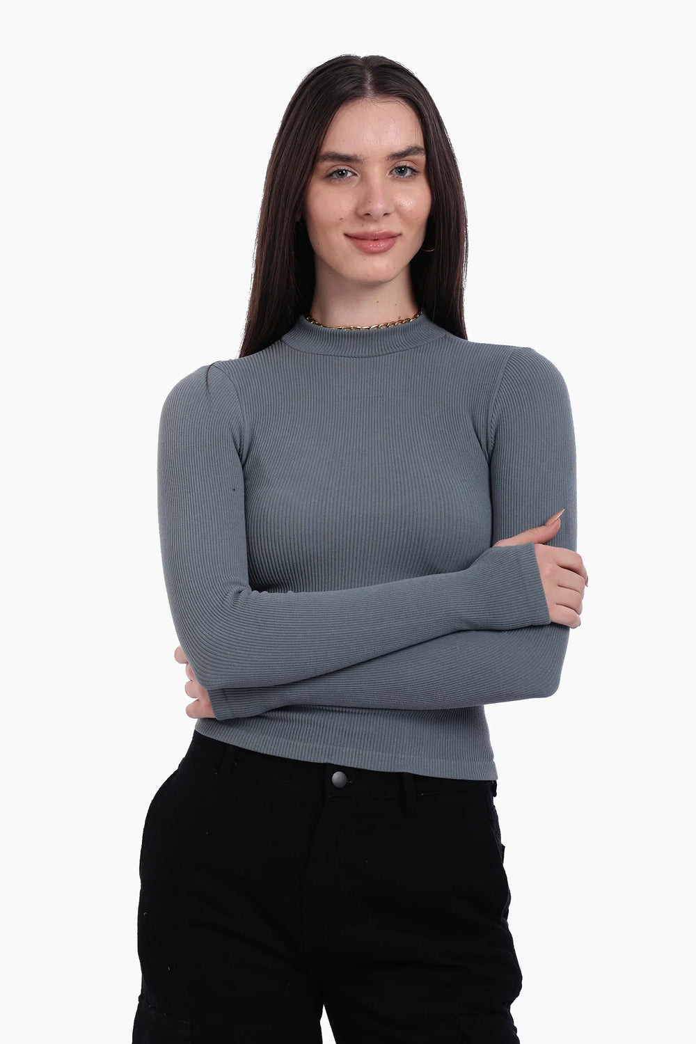 توب بياقة عالية مع فتحة للإبهام