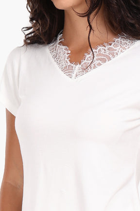 Pyjama Set with Lace Edges
