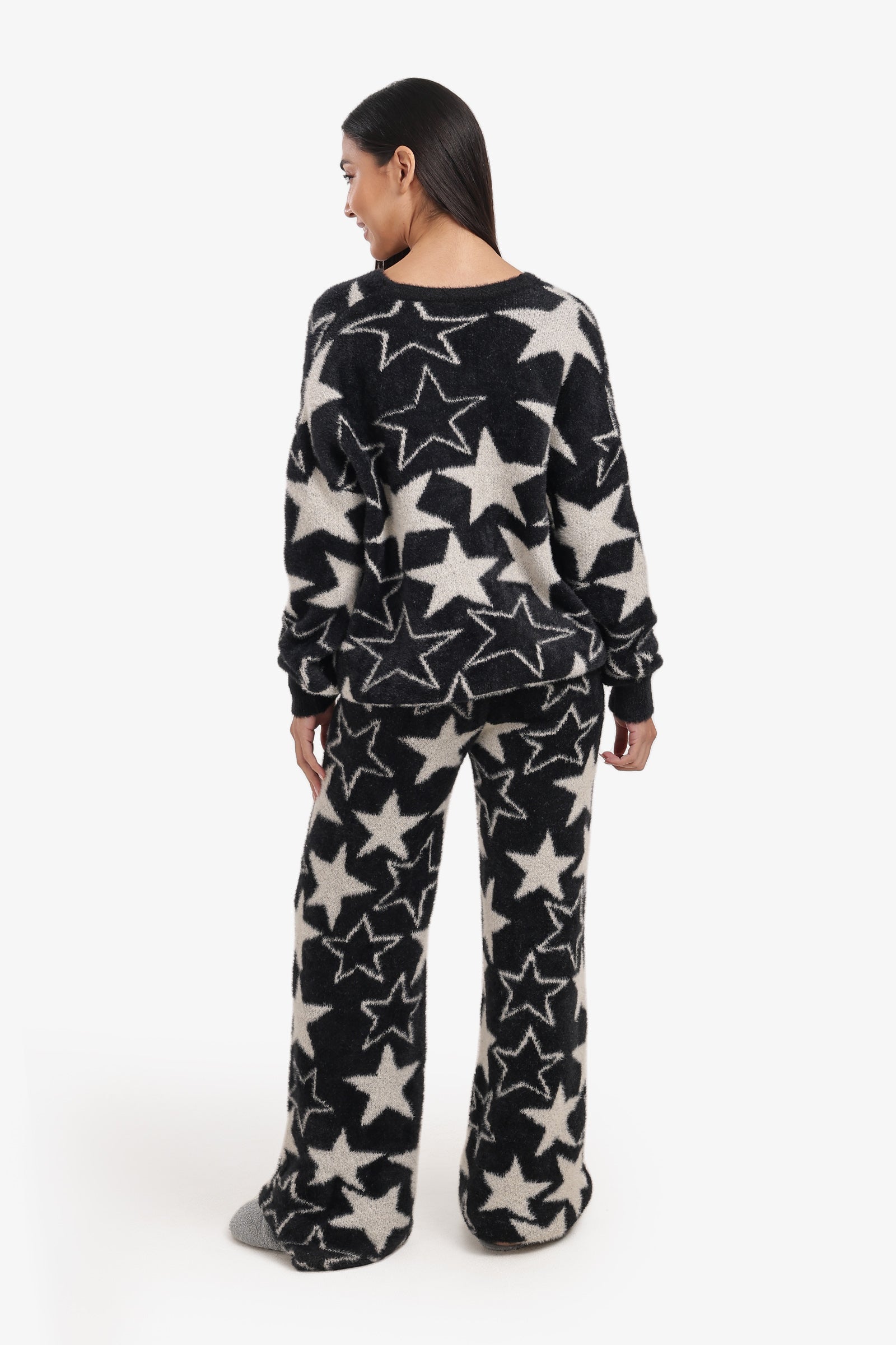 بيجامة بنقشة النجوم