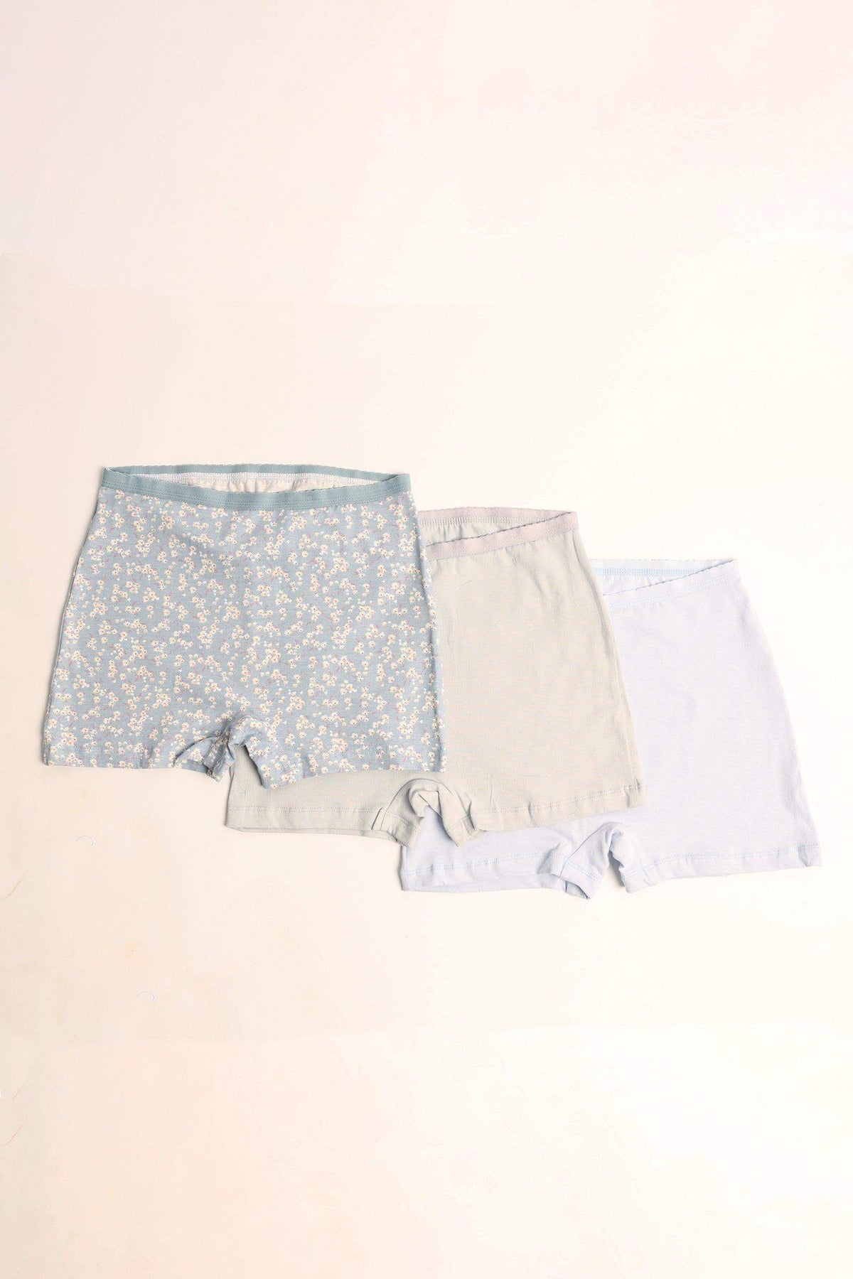 Pack of 3 Colored Short Panties - Carina - كارينا