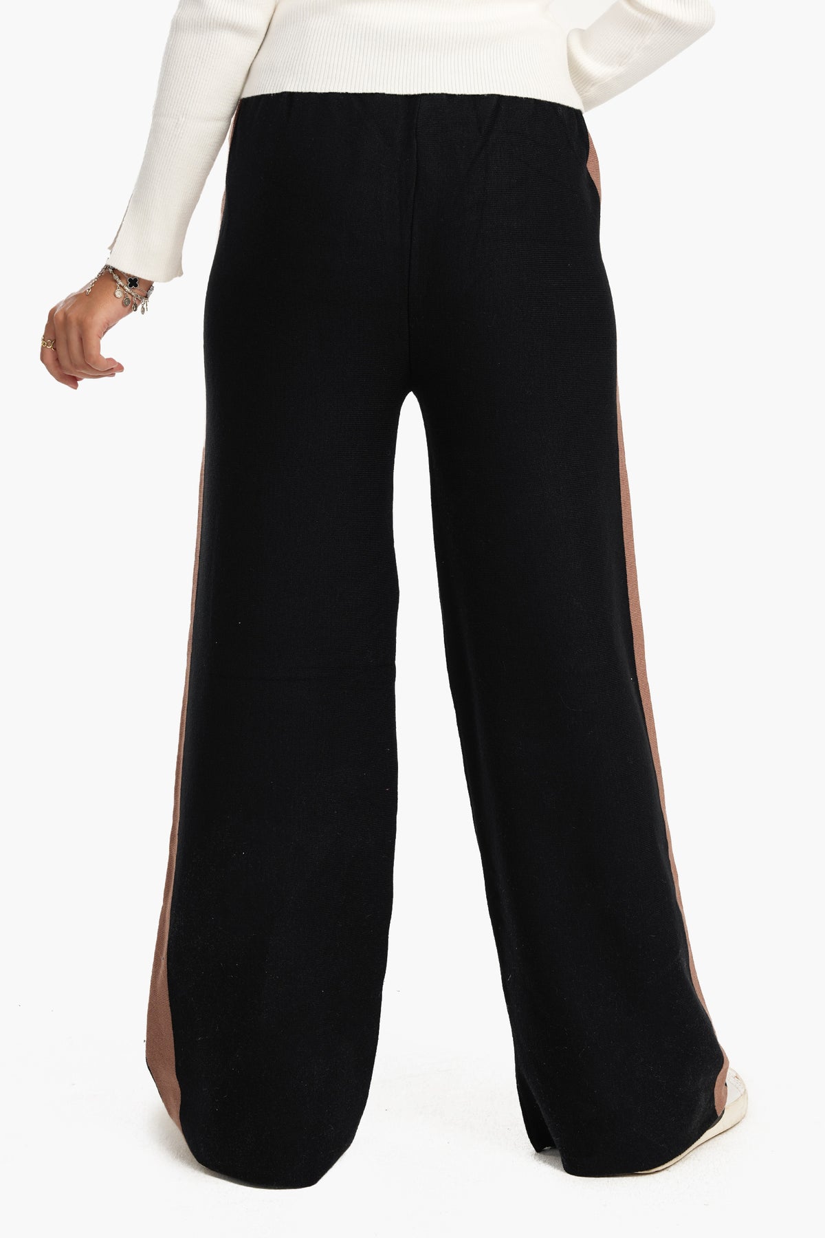 Lounge Pant with Side Stripe