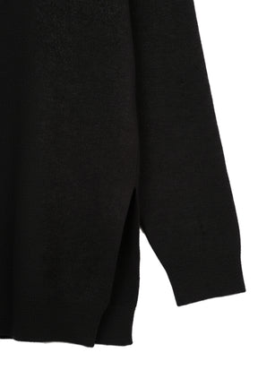 Relaxed Fit Side-Slit Pullover