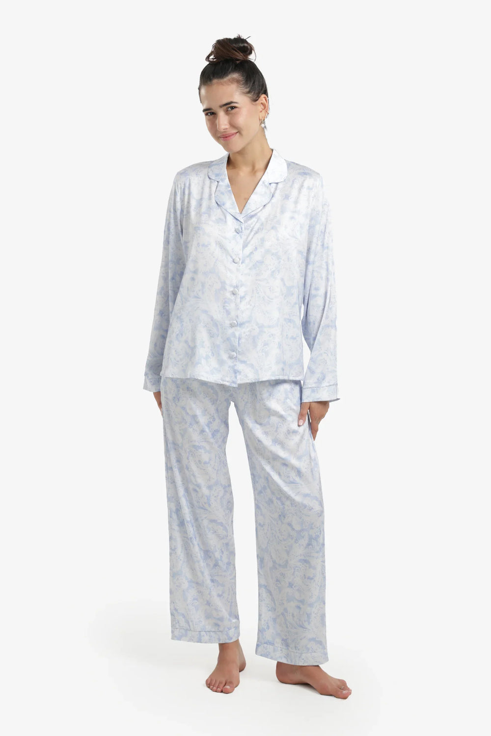 طقم بيجامة أزرق x أبيض