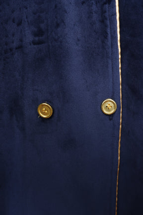 طقم بيجامة قطيفة بأزرار مزدوجة