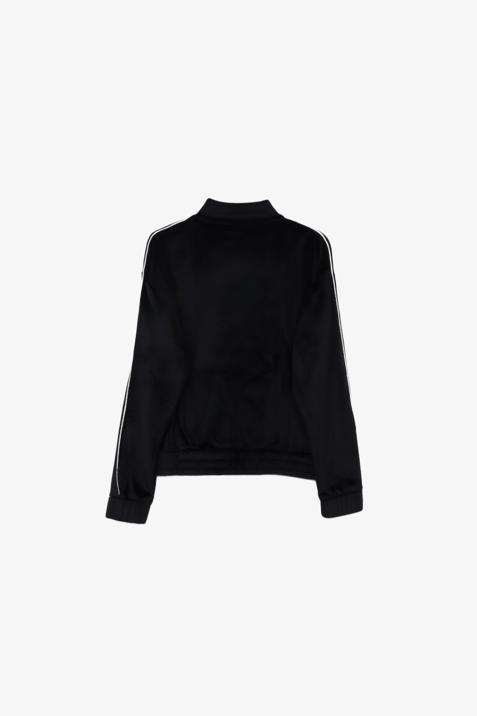 طقم بيجامة قطيفة بقصّة مستقيمة 