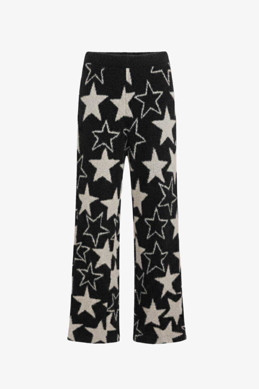 بيجامة بنقشة النجوم