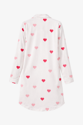 قميص نوم بنقشة القلوب