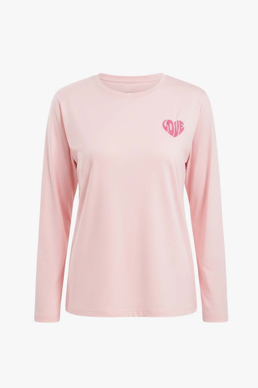 بيجامة بنقشة القلوب