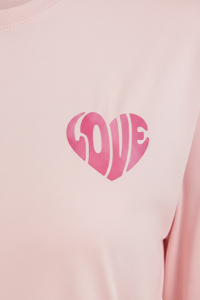 بيجامة بنقشة القلوب