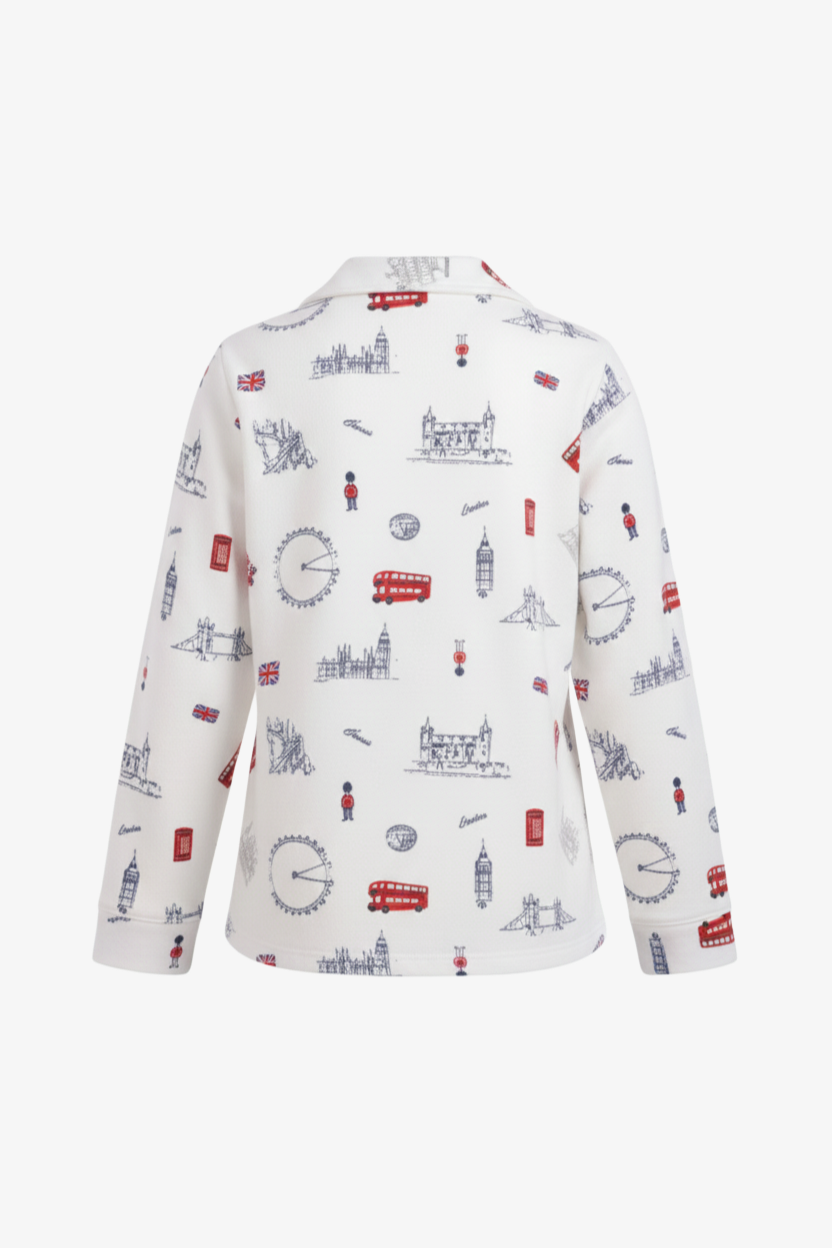 طقم بيجامة بطابع إنجليزي