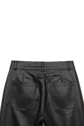 بنطلون جلد صناعي بأرجل واسعة