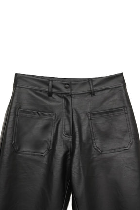 بنطلون جلد صناعي بأرجل واسعة