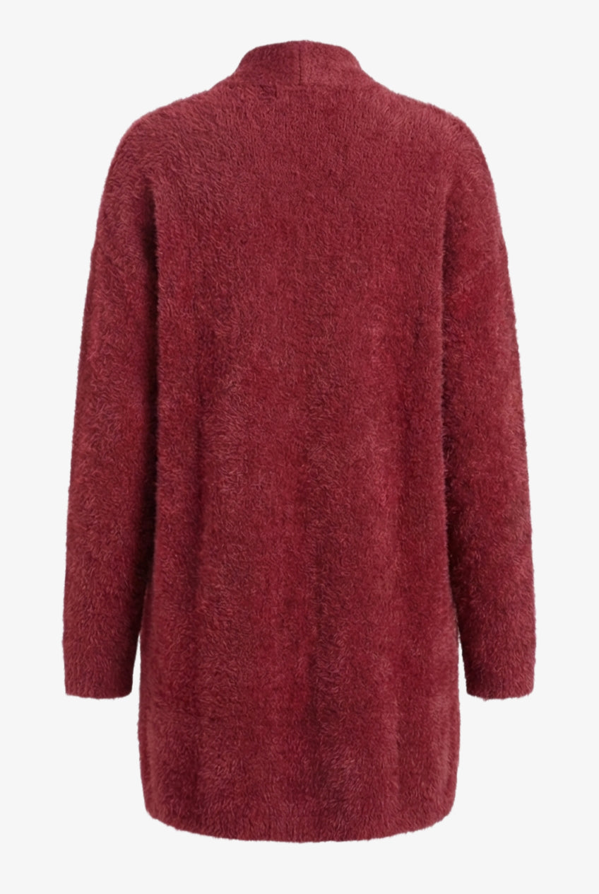 كارديجان بقصة أكتاف منخفضة