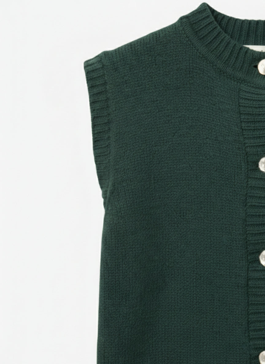 فيست بأزرار أمامية