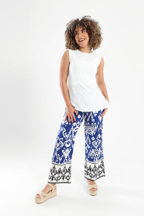 بلوزة سادة بدون أكمام