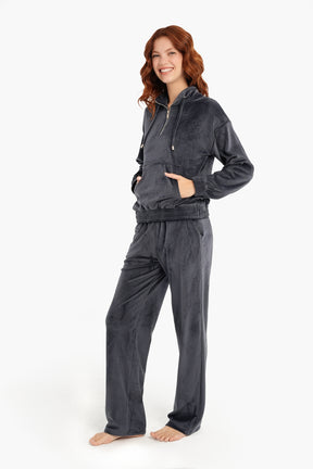 Pyjama Set with Half Zip Closure