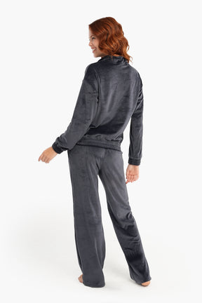 Pyjama Set with Half Zip Closure