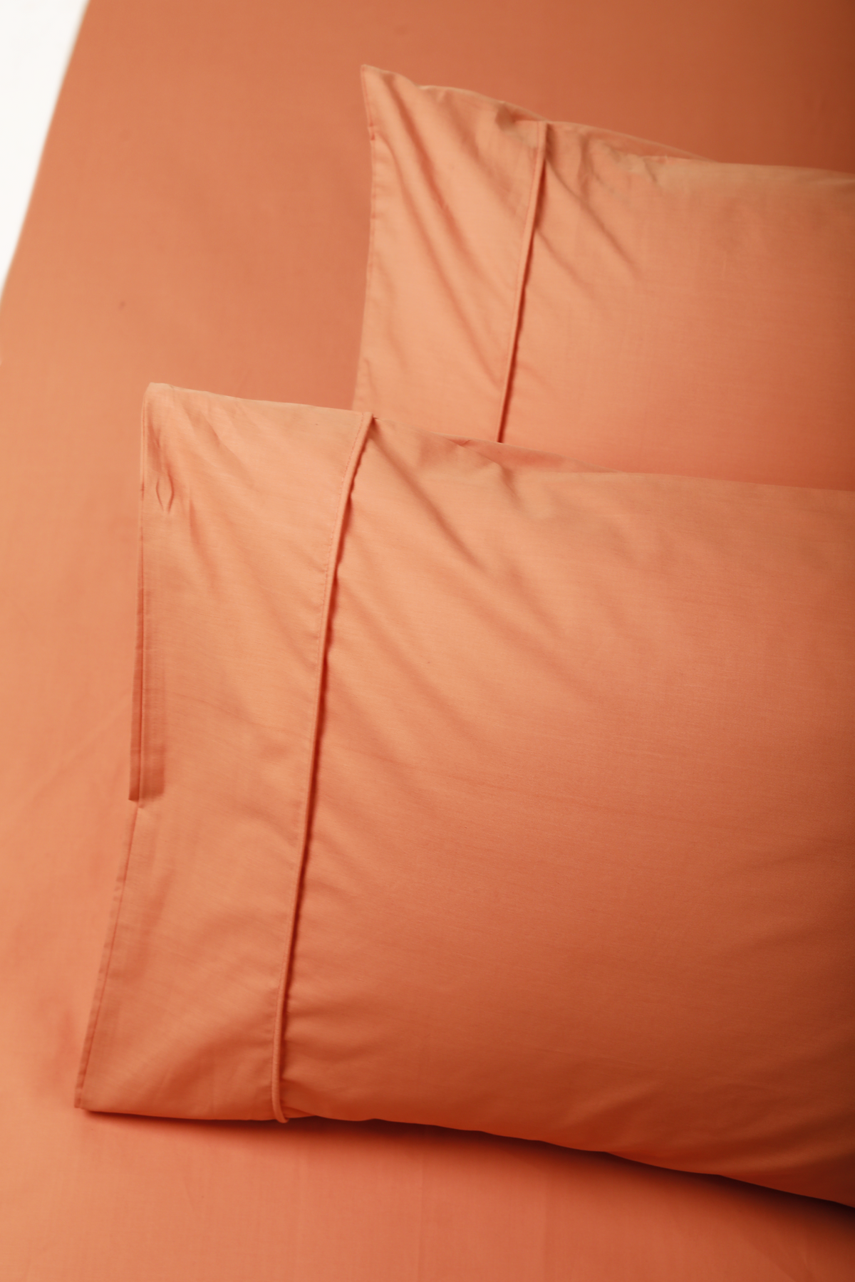 TC200 Pipping Pillowcases - 2 Pcs