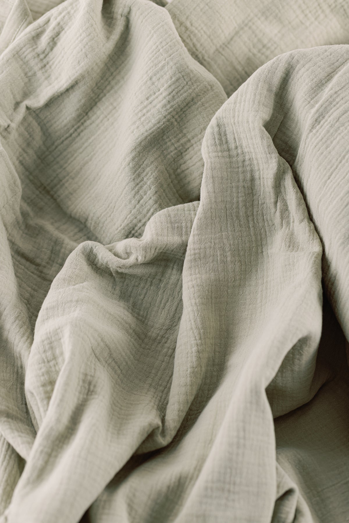 Cozy Crinkle Throw