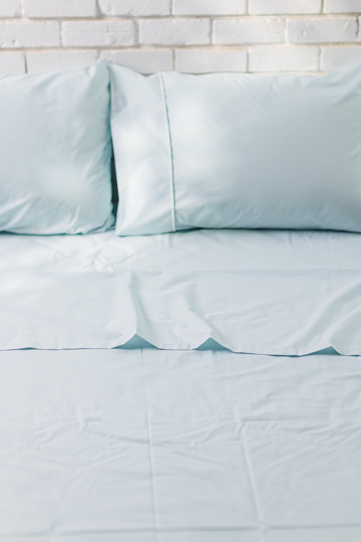 TC200 Fitted Queen Bedsheet