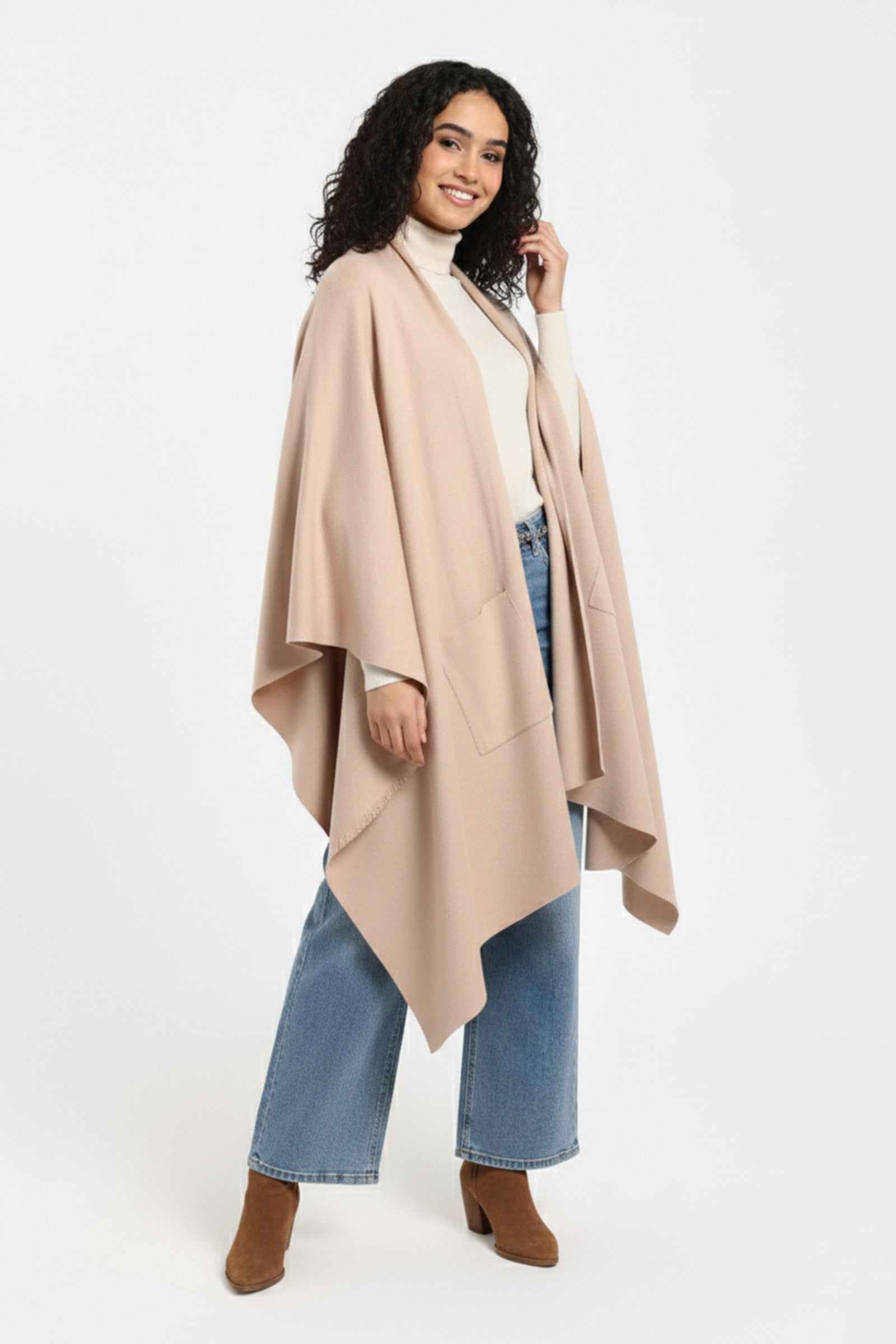 بونشو بحافة بشراشيب