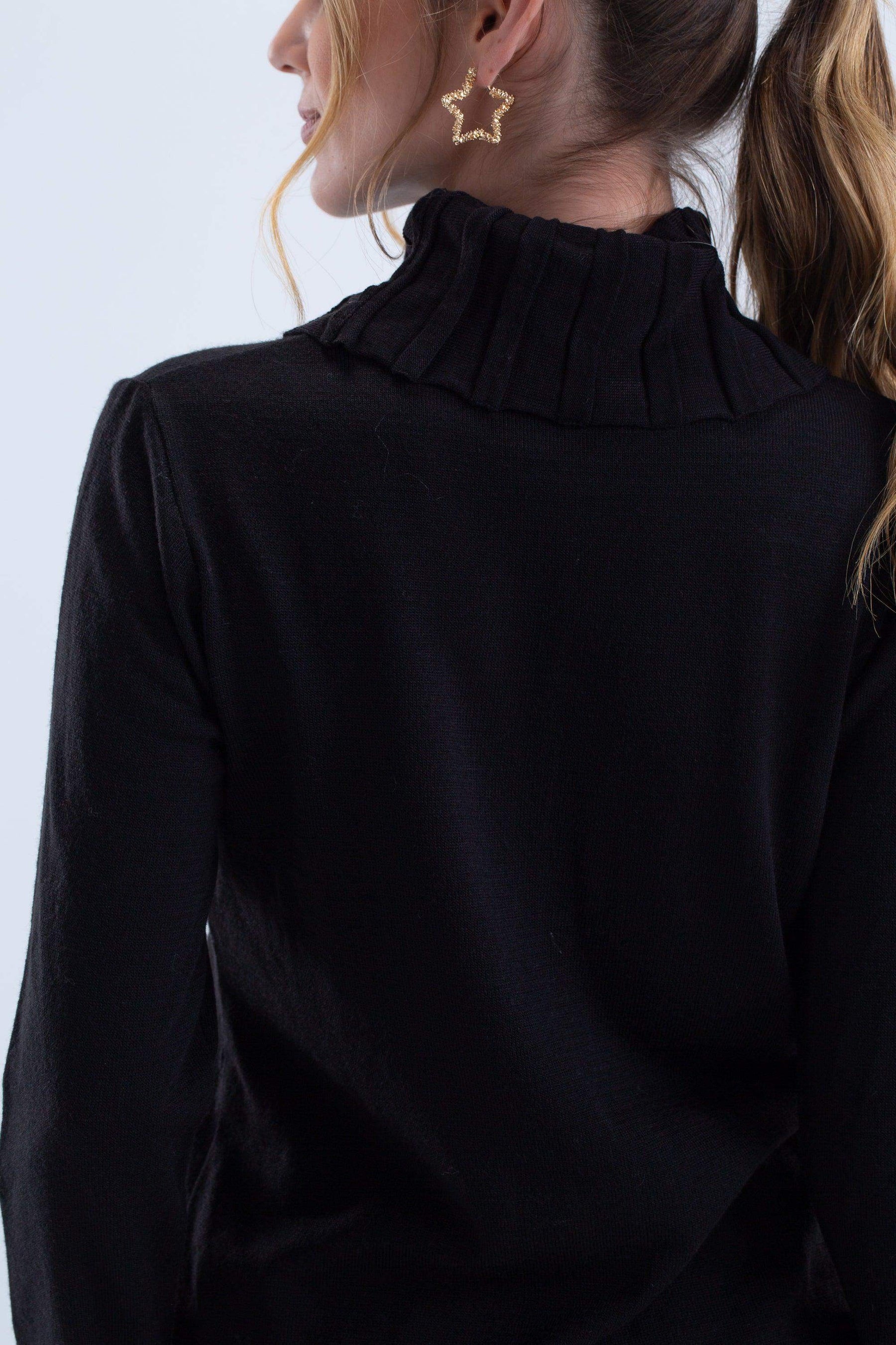 Asymmetrical Black Pullover - Carina - كارينا