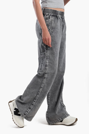 Lightweight Wide Leg Jeans