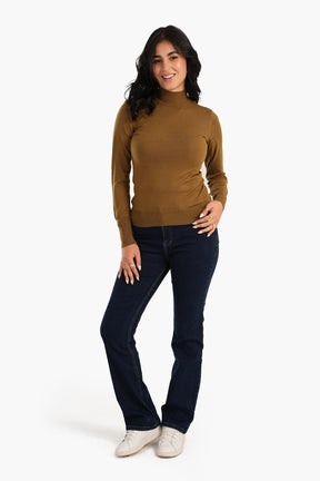 Pullover with Buttoned Shoulder