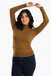 Pullover with Buttoned Shoulder