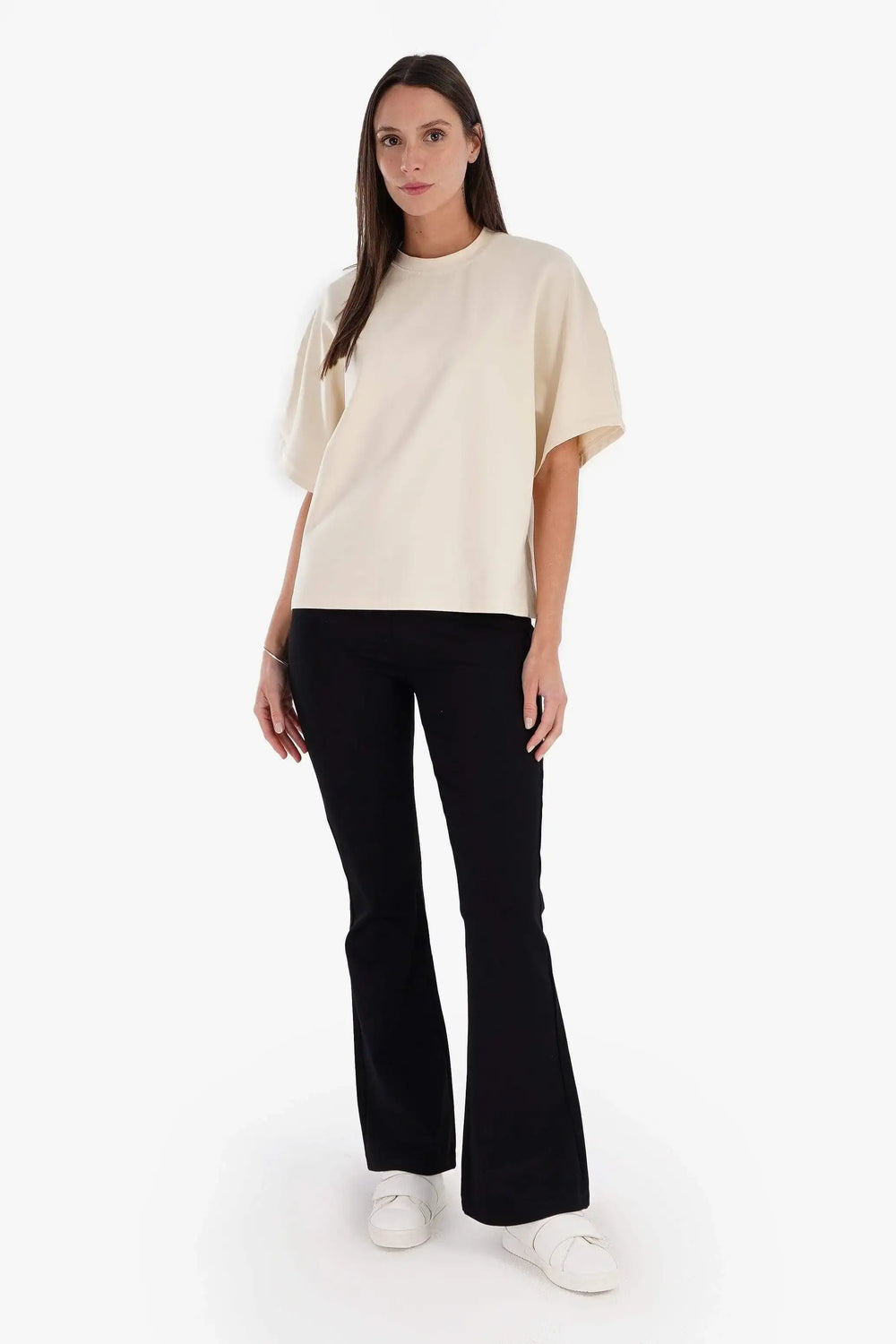 Relaxed Fit Basic T-Shirt - Carina - كارينا