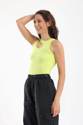 Seamless Front Cut Out Top - Carina - كارينا